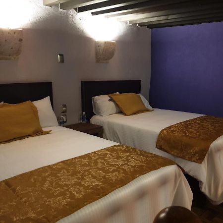 Hotel Don Carlos モレリア エクステリア 写真